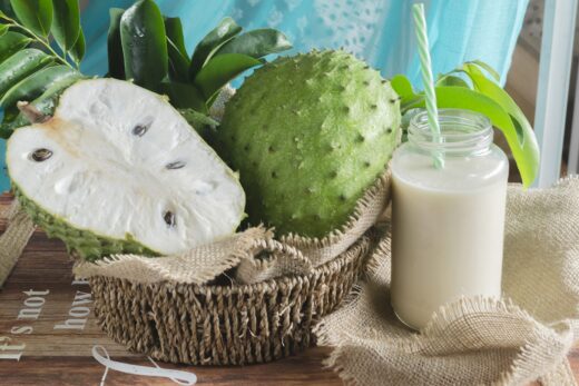 How to eat soursop?